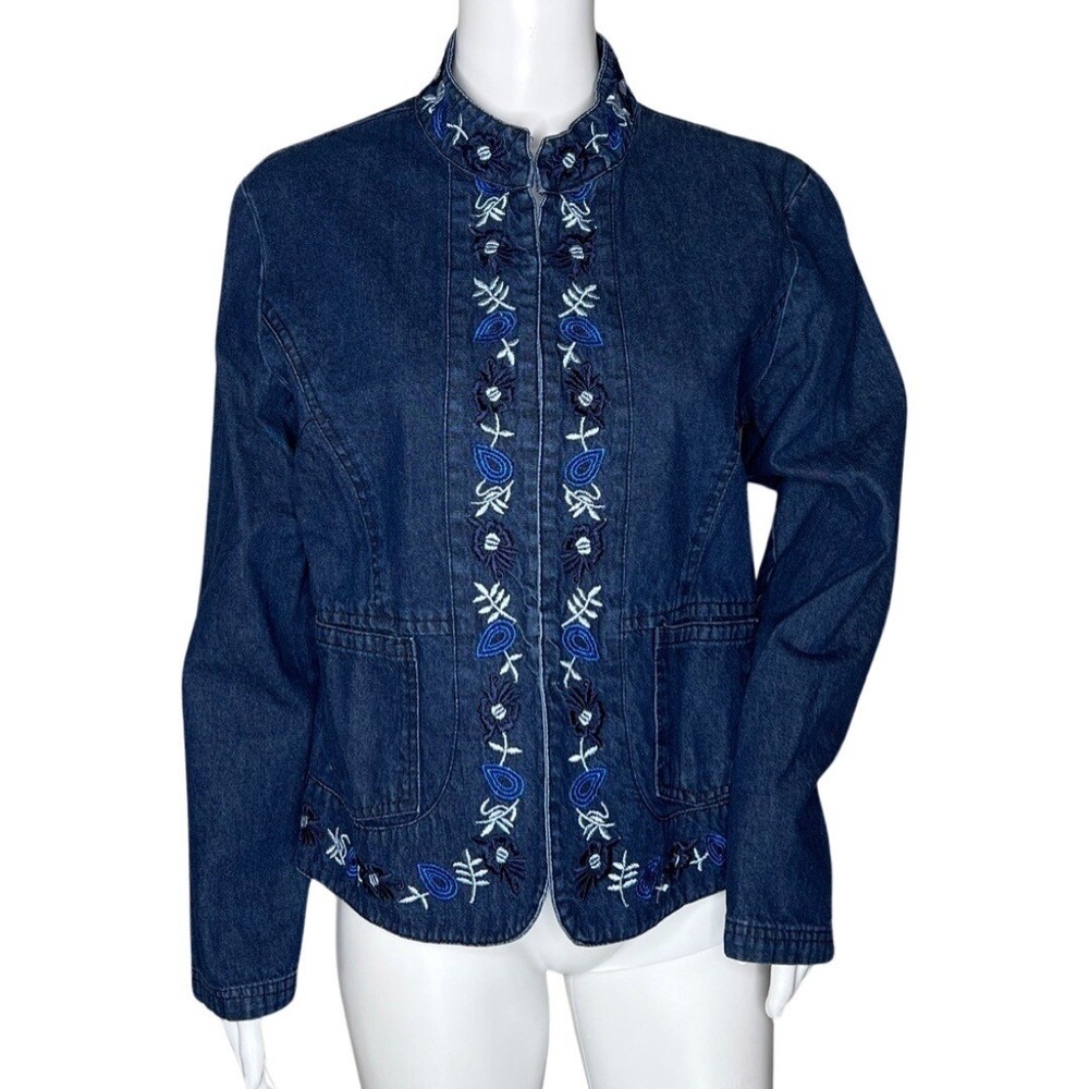The Vermont Country Store Embroidered‎ Denim Jacket Women's M Blue Floral Boho